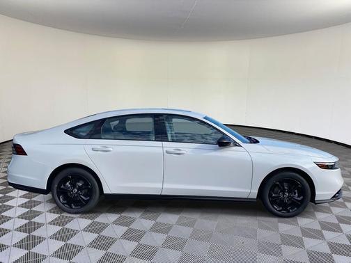 2025 Honda Accord Sport SE 1.5T