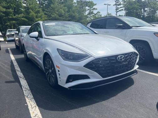 2022 Hyundai SONATA Limited