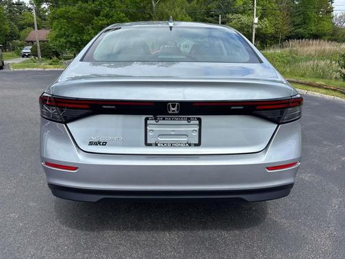 2024 Honda Accord LX 1.5T