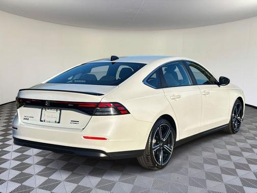 2023 Honda Accord Hybrid Base