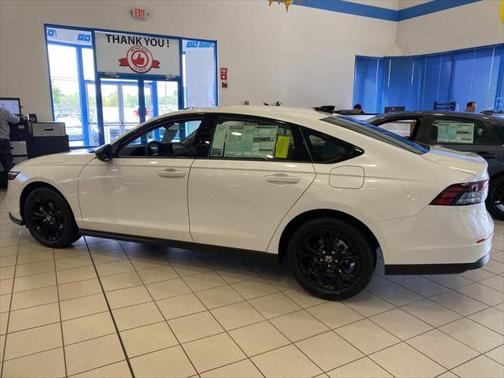2025 Honda Accord Sport SE 1.5T