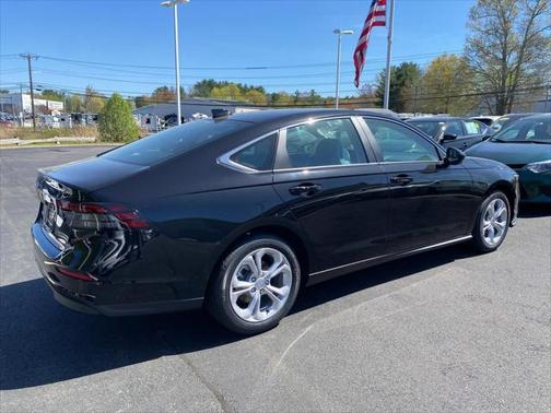 2025 Honda Accord LX 1.5T