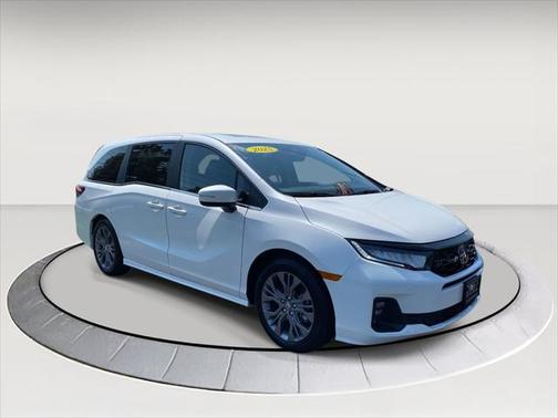 2025 Honda Odyssey Touring