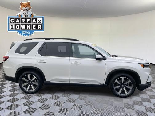 2024 Honda Pilot Touring 8-Passenger