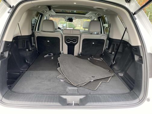 2024 Honda Pilot Touring 8-Passenger