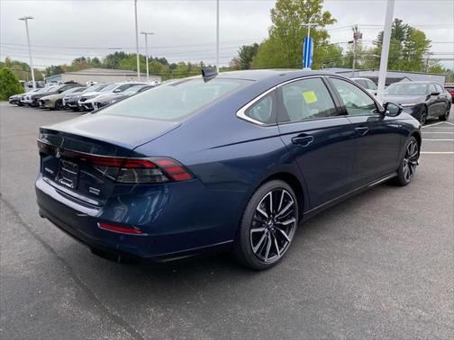 2025 Honda Accord Hybrid Touring