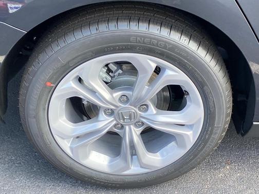 2025 Honda Accord LX 1.5T