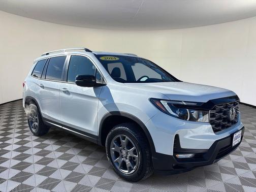 2024 Honda Passport AWD TrailSport
