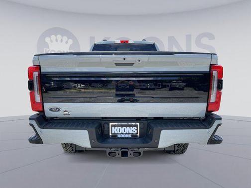 2025 Ford F-350 Platinum