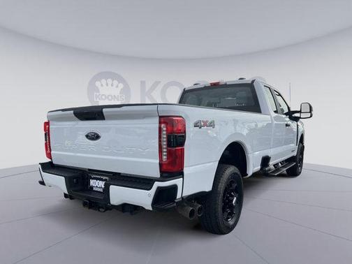 2023 Ford F-350 XL