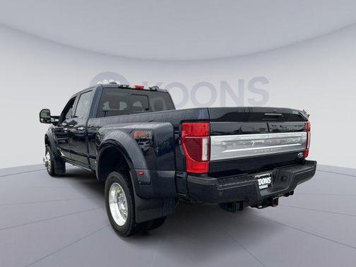 2022 Ford F-450 Platinum