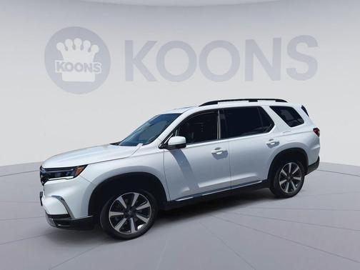 Platinum White Pearl 2025 Honda Pilot Elite