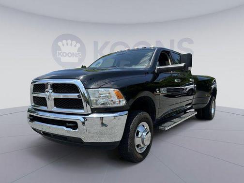 2018 RAM 3500 SLT Crew Cab 4x4 8' Box
