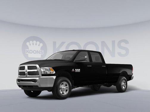 2018 RAM 3500 SLT Crew Cab 4x4 8' Box