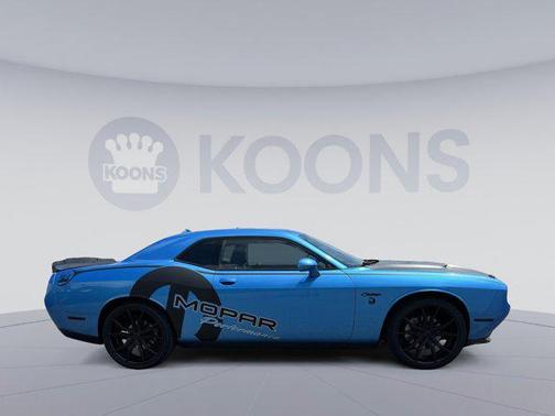 2015 Dodge Challenger SXT Plus