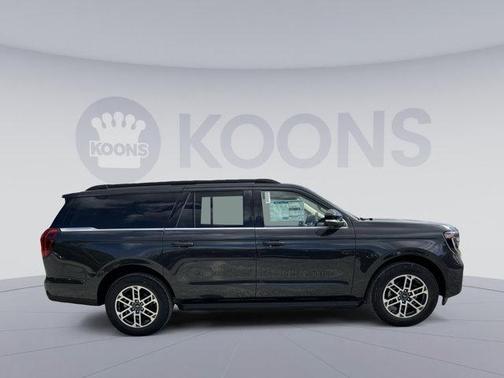 2025 Ford Expedition Max Active 4x4