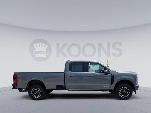 2025 Ford F-350 Platinum