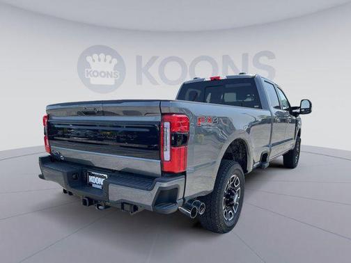 2025 Ford F-350 Platinum