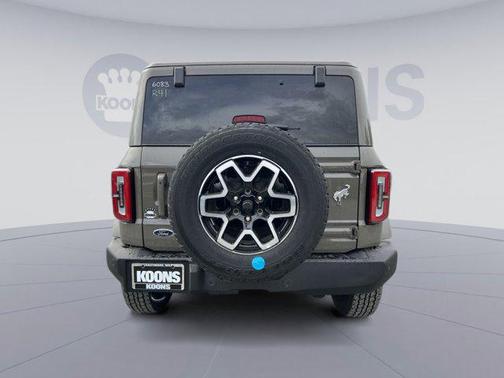 2025 Ford Bronco Outer Banks