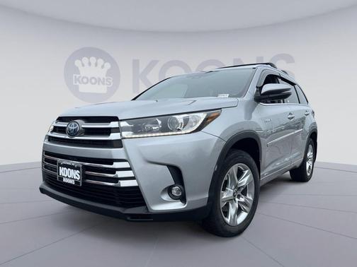 Celestial Silver Metallic 2019 Toyota Highlander Hybrid Limited