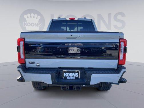 2025 Ford F-250 Platinum