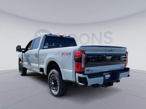 2025 Ford F-250 Platinum