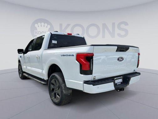 2025 Ford F-150 Lightning Flash