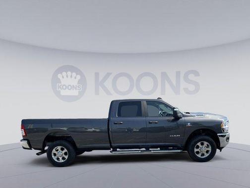 2023 RAM 2500 Big Horn Crew Cab 4x4 8' Box