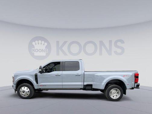 2026 Ford F-450 Platinum