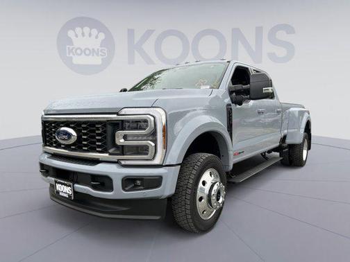 2026 Ford F-450 Platinum