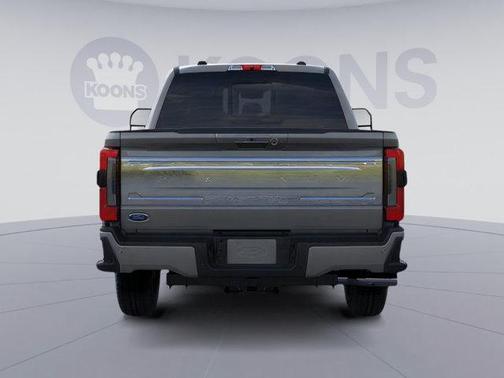 2025 Ford F-250 Platinum