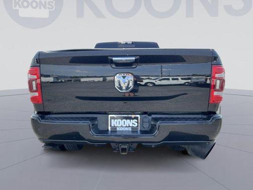 2019 RAM 3500 Limited Crew Cab 4x4 8' Box