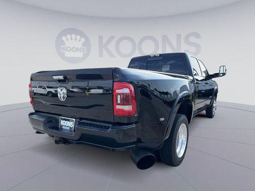 2019 RAM 3500 Limited Crew Cab 4x4 8' Box