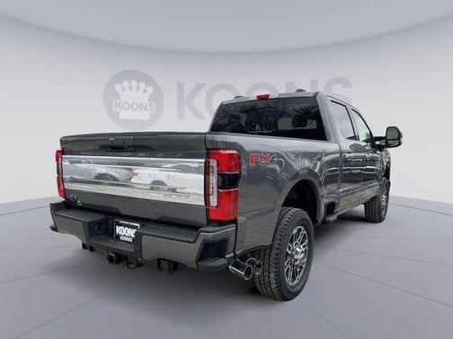 2025 Ford F-350 Platinum