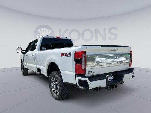 2025 Ford F-350 Platinum