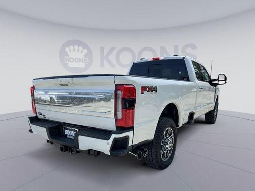 2025 Ford F-350 Platinum