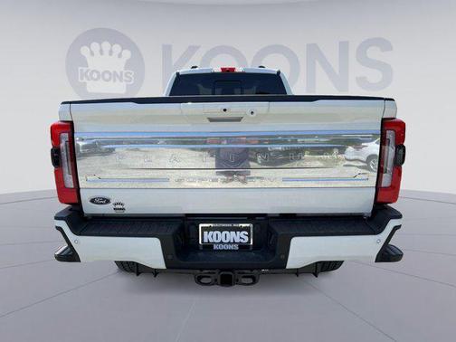 2025 Ford F-350 Platinum