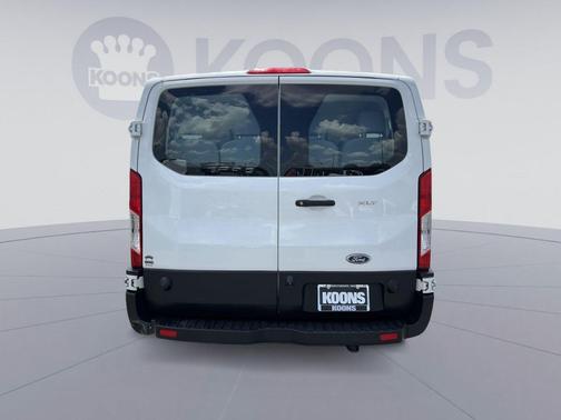 Oxford White 2019 Ford Transit-350 XLT