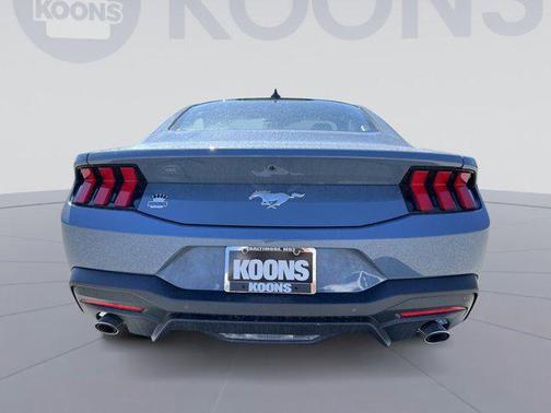 2025 Ford Mustang EcoBoost