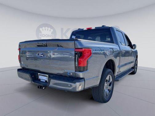 2025 Ford F-150 Lightning Flash