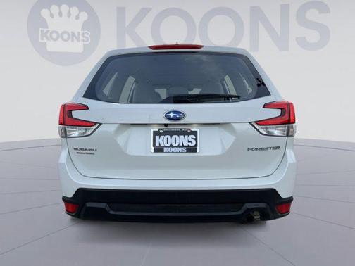 2022 Subaru Forester Base