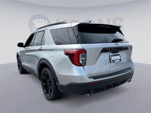 2024 Ford Explorer ST-Line