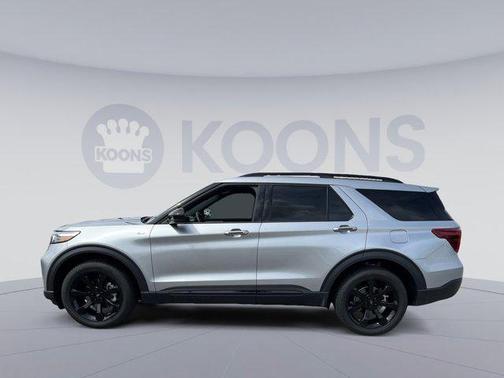 2024 Ford Explorer ST-Line