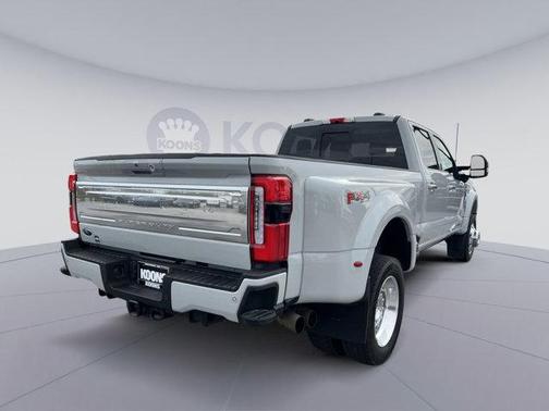 2025 Ford F-450 Platinum