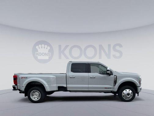 2025 Ford F-450 Platinum