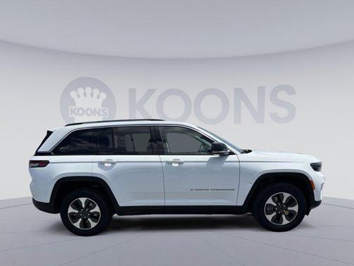 2023 Jeep Grand Cherokee 4xe Base