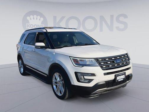 White Platinum Metallic Tri-Coat 2017 Ford Explorer Limited