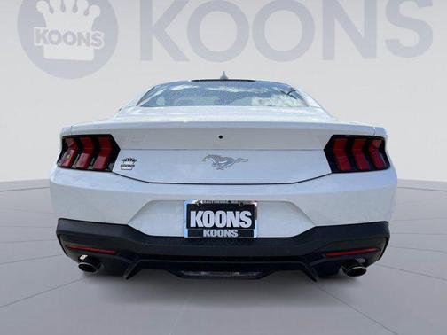 2025 Ford Mustang EcoBoost