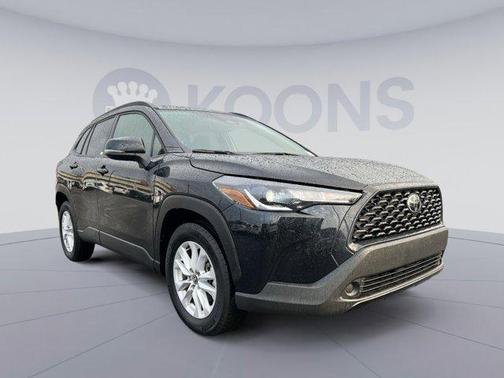 2024 Toyota Corolla Cross LE