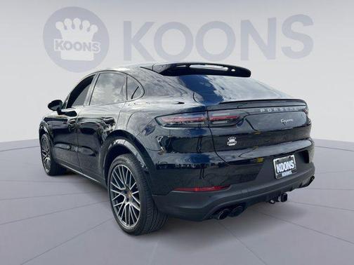 2022 Porsche Cayenne Cayenne